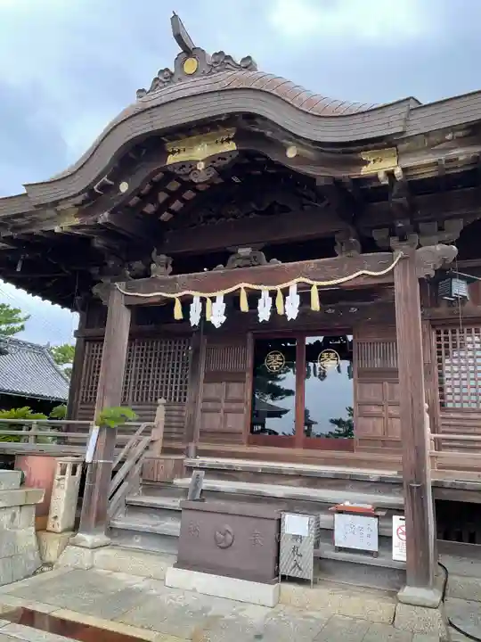 琴彈八幡宮の本殿・本堂