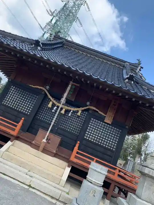 妻崎神社の本殿・本堂