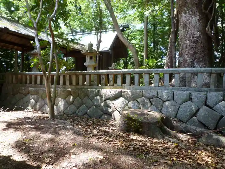 亀山神社の本殿・本堂