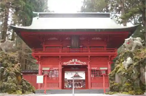 富士山東口本宮 冨士浅間神社の山門・神門