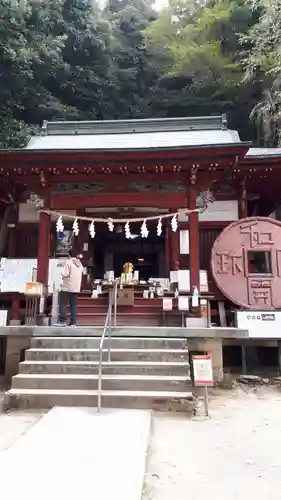 聖神社の本殿