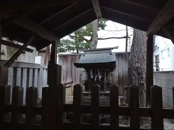 神明社の末社・摂社