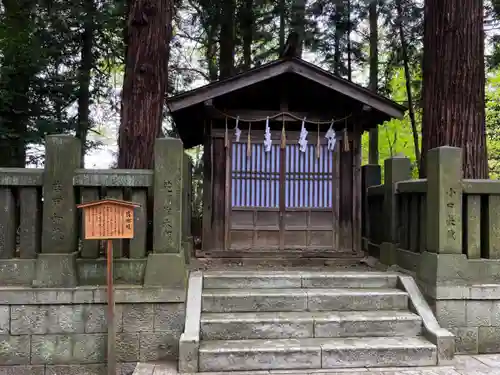 諏訪大社下社春宮の末社・摂社