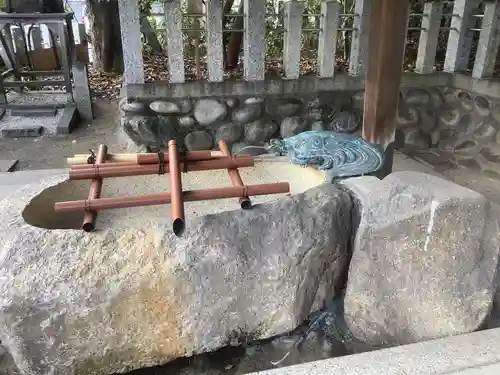 御器所八幡宮の手水舎