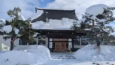 常願寺の本殿・本堂