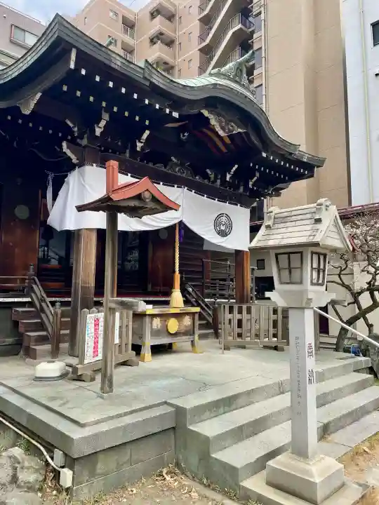 千束稲荷神社の{uncategorized: "未分類", other: "その他", undefined: "問題あり", building: "その他建物", grave: "お墓", sacred_gate: "鳥居", guardian: "狛犬", statue: "像", buddha: "仏像", history: "歴史", nature: "自然", garden: "庭園", animal: "動物", pagoda: "塔", temizu: "手水舎", mountain_gate: "山門・神門", sanctuary: "本殿・本堂", subordinate: "末社・摂社", art: "芸術", scenery: "景色", jizo: "地蔵", ema: "絵馬", goshuin: "御朱印", omikuji: "おみくじ", items: "授与品その他", amulet: "お守り", goshuincho: "御朱印帳", eats: "食事", festival: "お祭り", votive_dance: "神楽", shichigosan: "七五三参", wedding: "結婚式", experience: "体験その他", initially: "初詣", around: "周辺", anti_infection: "感染症対策"}