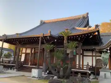 正覚寺の本殿・本堂