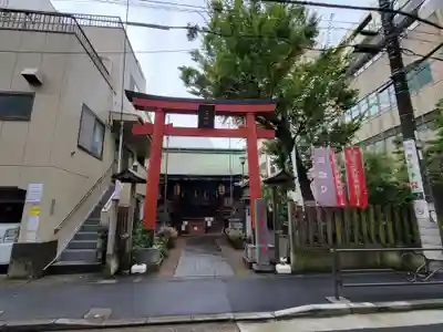 三河稲荷神社の鳥居
