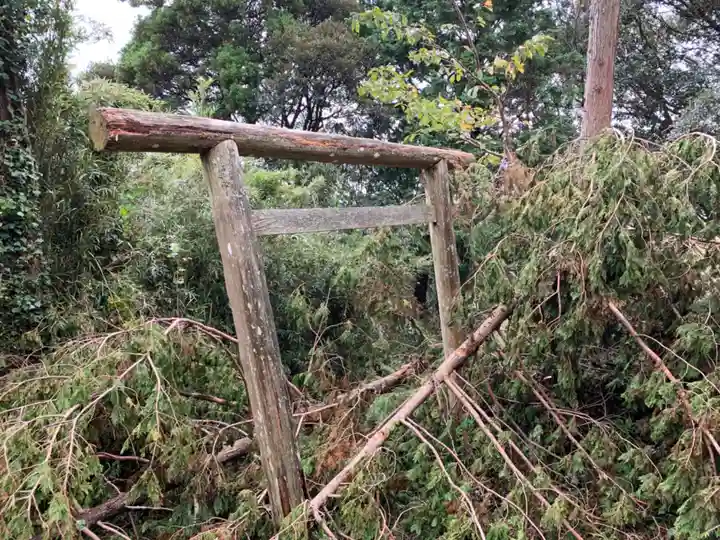 佐室浅野神社の鳥居