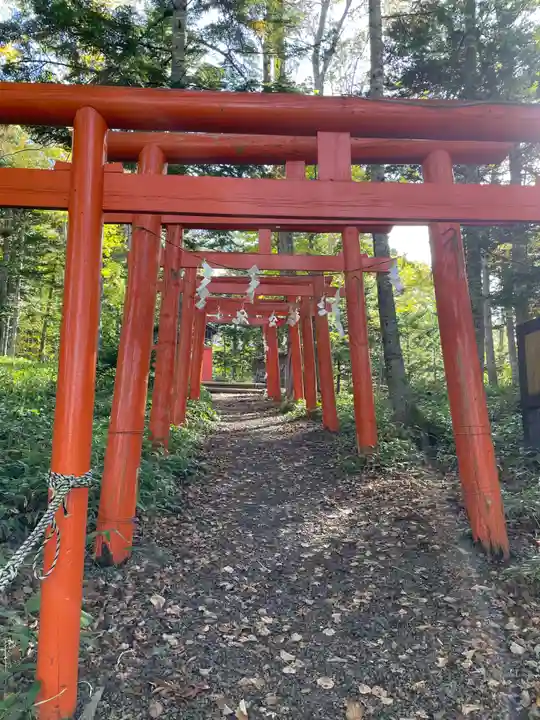 阿寒湖稲荷神社(北海道)