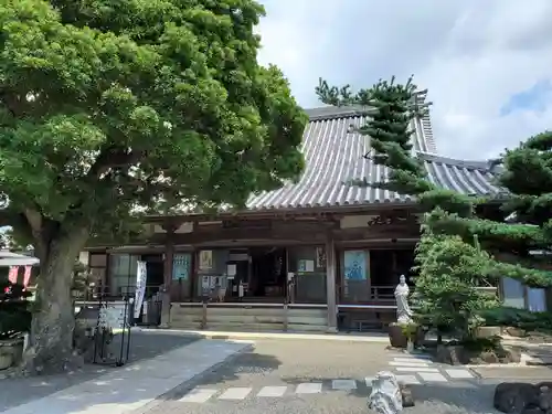 多聞寺の本殿・本堂