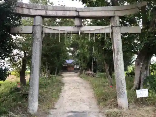 石田神社の鳥居