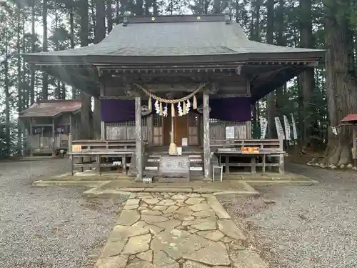 坪沼八幡神社の本殿・本堂