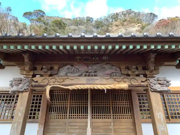 八幡神社の本殿・本堂