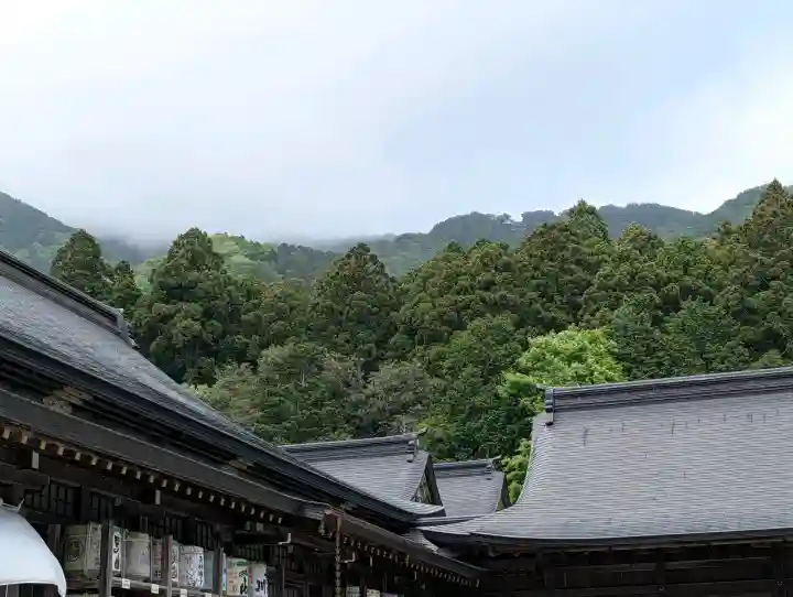 彌彦神社の{uncategorized: "未分類", other: "その他", undefined: "問題あり", building: "その他建物", grave: "お墓", sacred_gate: "鳥居", guardian: "狛犬", statue: "像", buddha: "仏像", history: "歴史", nature: "自然", garden: "庭園", animal: "動物", pagoda: "塔", temizu: "手水舎", mountain_gate: "山門・神門", sanctuary: "本殿・本堂", subordinate: "末社・摂社", art: "芸術", scenery: "景色", jizo: "地蔵", ema: "絵馬", goshuin: "御朱印", omikuji: "おみくじ", items: "授与品その他", amulet: "お守り", goshuincho: "御朱印帳", eats: "食事", festival: "お祭り", votive_dance: "神楽", shichigosan: "七五三参", wedding: "結婚式", experience: "体験その他", initially: "初詣", around: "周辺", anti_infection: "感染症対策"}