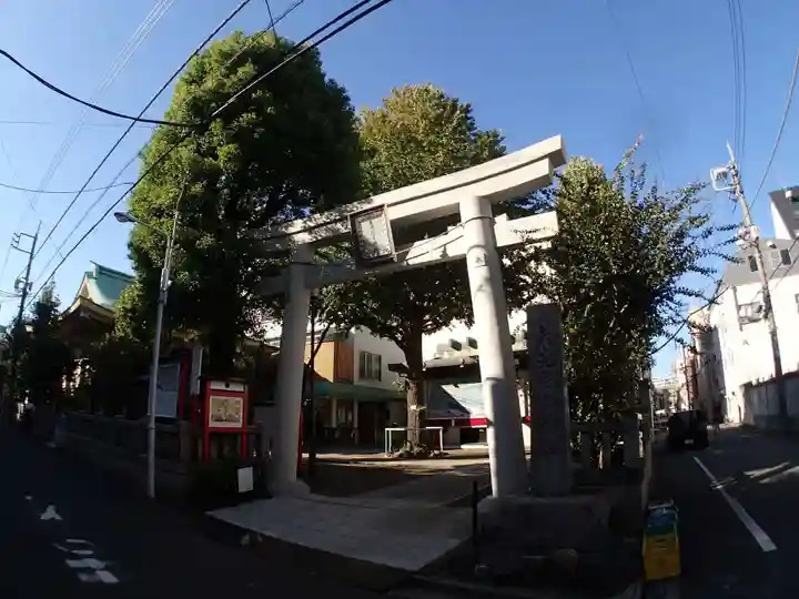 矢先稲荷神社の鳥居