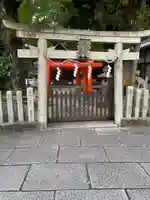 孫太郎稲荷神社(薬師寺境内社)の鳥居