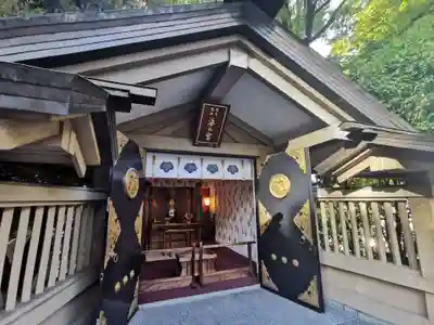 東郷神社の末社・摂社