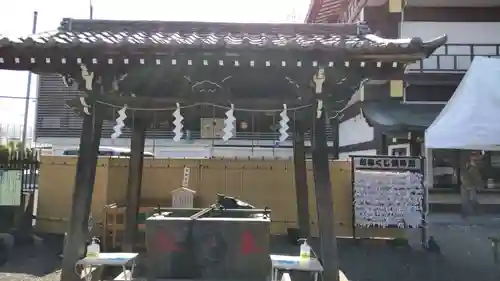 羽田神社の手水舎