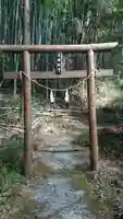 諏訪神社の鳥居