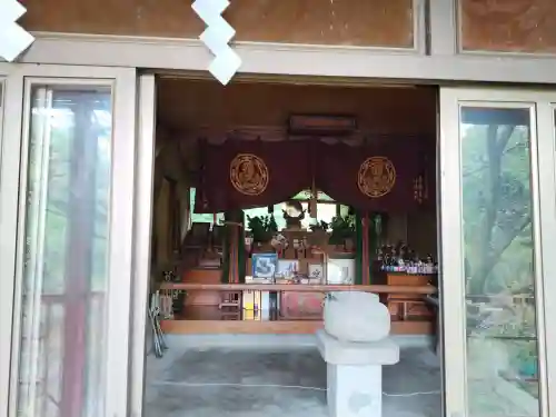 八大龍王弁財天大神の{uncategorized: "未分類", other: "その他", undefined: "問題あり", building: "その他建物", grave: "お墓", sacred_gate: "鳥居", guardian: "狛犬", statue: "像", buddha: "仏像", history: "歴史", nature: "自然", garden: "庭園", animal: "動物", pagoda: "塔", temizu: "手水舎", mountain_gate: "山門・神門", sanctuary: "本殿・本堂", subordinate: "末社・摂社", art: "芸術", scenery: "景色", jizo: "地蔵", ema: "絵馬", goshuin: "御朱印", omikuji: "おみくじ", items: "授与品その他", amulet: "お守り", goshuincho: "御朱印帳", eats: "食事", festival: "お祭り", votive_dance: "神楽", shichigosan: "七五三参", wedding: "結婚式", experience: "体験その他", initially: "初詣", around: "周辺", anti_infection: "感染症対策"}