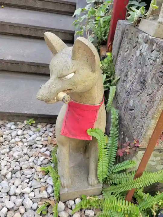 常楽寺六角堂稲荷大明神(愛媛県)