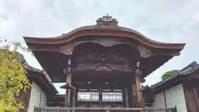 仁和寺の山門・神門