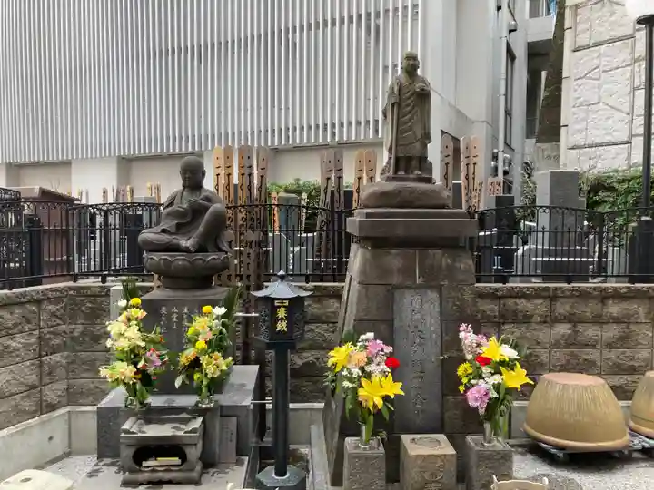 赤坂不動尊威徳寺(東京都)