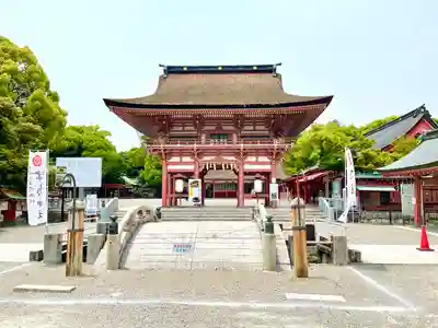 津島神社の山門・神門