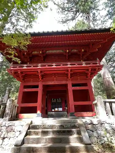 瀧尾神社（日光二荒山神社別宮）の山門・神門