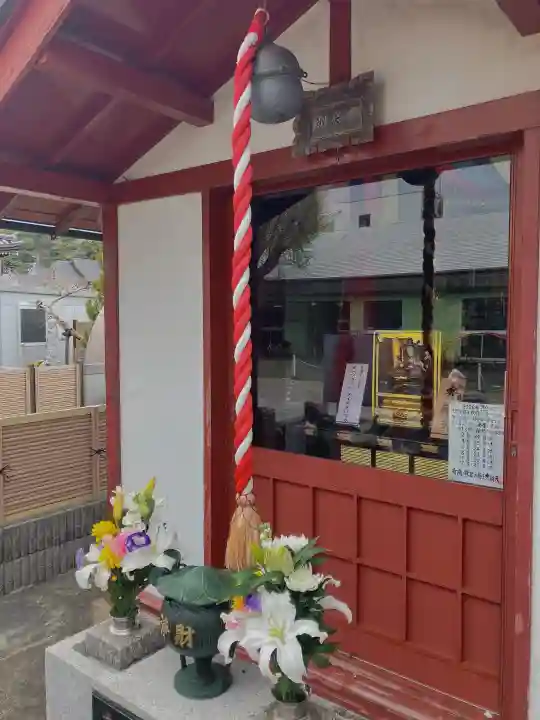 延命寺(逗子大師延命寺)の{uncategorized: "未分類", other: "その他", undefined: "問題あり", building: "その他建物", grave: "お墓", sacred_gate: "鳥居", guardian: "狛犬", statue: "像", buddha: "仏像", history: "歴史", nature: "自然", garden: "庭園", animal: "動物", pagoda: "塔", temizu: "手水舎", mountain_gate: "山門・神門", sanctuary: "本殿・本堂", subordinate: "末社・摂社", art: "芸術", scenery: "景色", jizo: "地蔵", ema: "絵馬", goshuin: "御朱印", omikuji: "おみくじ", items: "授与品その他", amulet: "お守り", goshuincho: "御朱印帳", eats: "食事", festival: "お祭り", votive_dance: "神楽", shichigosan: "七五三参", wedding: "結婚式", experience: "体験その他", initially: "初詣", around: "周辺", anti_infection: "感染症対策"}