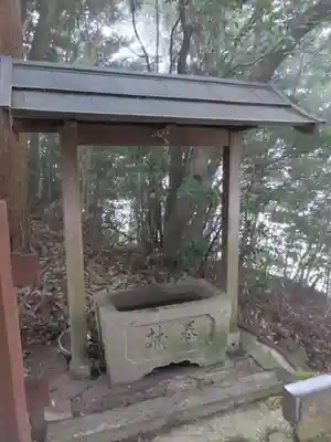 素盞鳴神社の手水舎