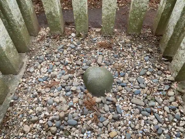 香取神宮 要石(千葉県)