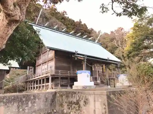 高皇産靈神社の本殿・本堂