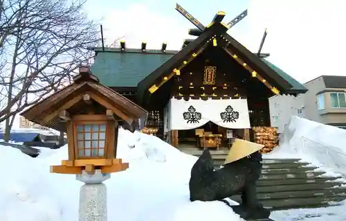 札幌諏訪神社の本殿・本堂