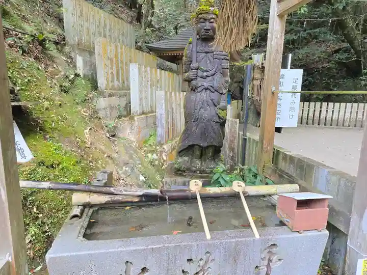 大本山七宝瀧寺(大阪府)