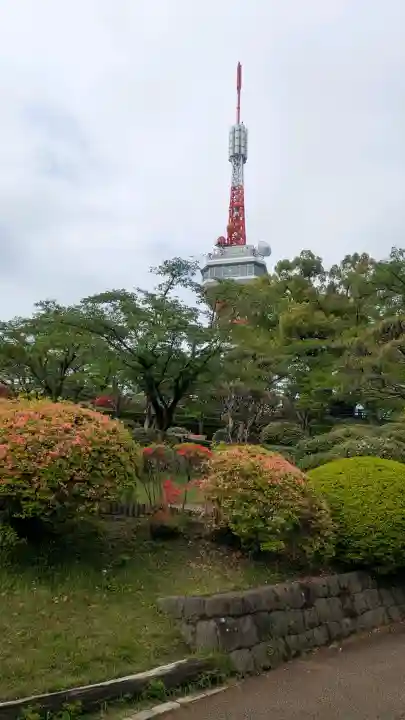 蒲生神社の{uncategorized: "未分類", other: "その他", undefined: "問題あり", building: "その他建物", grave: "お墓", sacred_gate: "鳥居", guardian: "狛犬", statue: "像", buddha: "仏像", history: "歴史", nature: "自然", garden: "庭園", animal: "動物", pagoda: "塔", temizu: "手水舎", mountain_gate: "山門・神門", sanctuary: "本殿・本堂", subordinate: "末社・摂社", art: "芸術", scenery: "景色", jizo: "地蔵", ema: "絵馬", goshuin: "御朱印", omikuji: "おみくじ", items: "授与品その他", amulet: "お守り", goshuincho: "御朱印帳", eats: "食事", festival: "お祭り", votive_dance: "神楽", shichigosan: "七五三参", wedding: "結婚式", experience: "体験その他", initially: "初詣", around: "周辺", anti_infection: "感染症対策"}