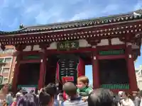 浅草寺の山門・神門