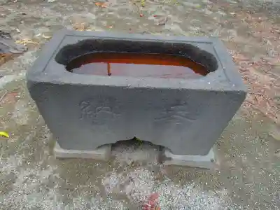 彦糸女體神社の手水舎