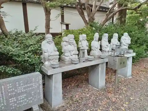 行願寺（革堂）の像