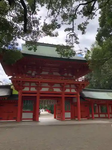 武蔵一宮氷川神社の山門・神門