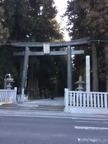 北口本宮冨士浅間神社の鳥居