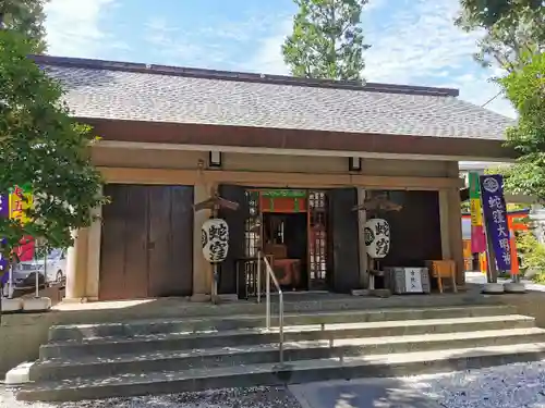 蛇窪神社の本殿・本堂