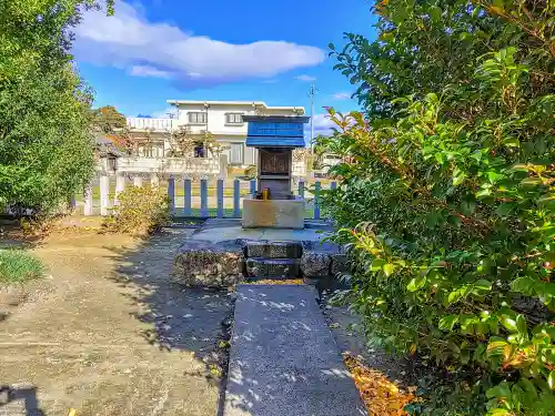 白山社の末社・摂社