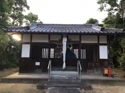 石田神社の本殿・本堂