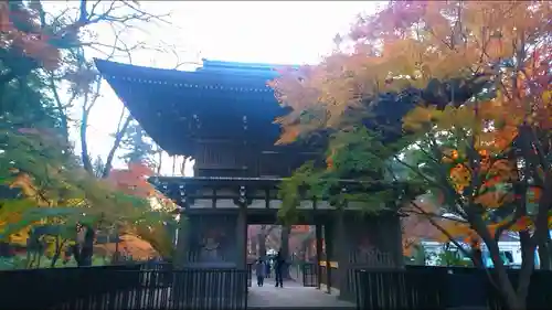 東漸寺の山門・神門