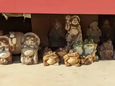 粟嶋堂宗徳寺の像