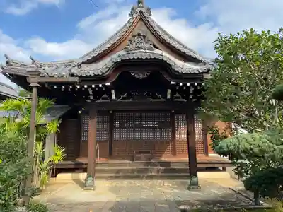 本寿寺の本殿・本堂