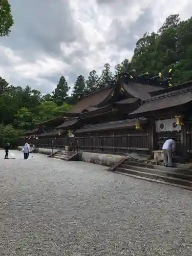 熊野本宮大社の{uncategorized: "未分類", other: "その他", undefined: "問題あり", building: "その他建物", grave: "お墓", sacred_gate: "鳥居", guardian: "狛犬", statue: "像", buddha: "仏像", history: "歴史", nature: "自然", garden: "庭園", animal: "動物", pagoda: "塔", temizu: "手水舎", mountain_gate: "山門・神門", sanctuary: "本殿・本堂", subordinate: "末社・摂社", art: "芸術", scenery: "景色", jizo: "地蔵", ema: "絵馬", goshuin: "御朱印", omikuji: "おみくじ", items: "授与品その他", amulet: "お守り", goshuincho: "御朱印帳", eats: "食事", festival: "お祭り", votive_dance: "神楽", shichigosan: "七五三参", wedding: "結婚式", experience: "体験その他", initially: "初詣", around: "周辺", anti_infection: "感染症対策"}