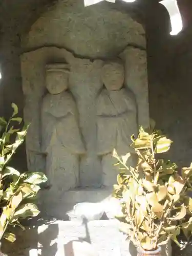 諏訪神社＜新宮＞の末社・摂社